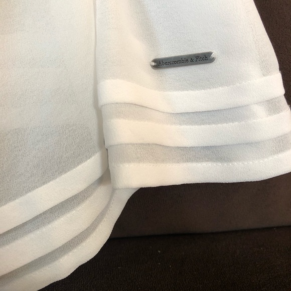 Abercrombie White Tank - Picture 5 of 5